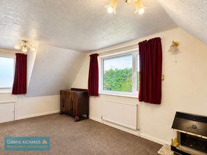 Annexe sitting room- click for photo gallery